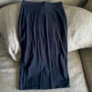 H&M pencil skirt - brand new and never worn - size - small.